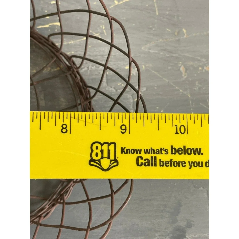 Vintage Style Rustic Brown Metal Wire Nesting Basket Set of 2 Farmhouse Decor